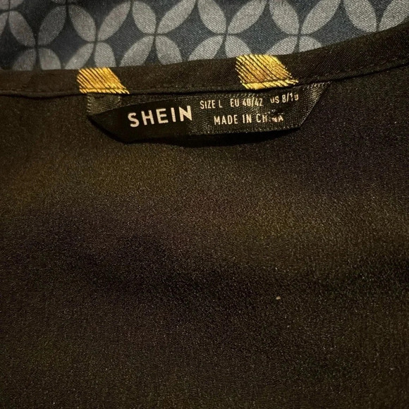 SHEIN Black Golden Dot Bow Wrap Blouse Sz Large - Picture 4 of 12